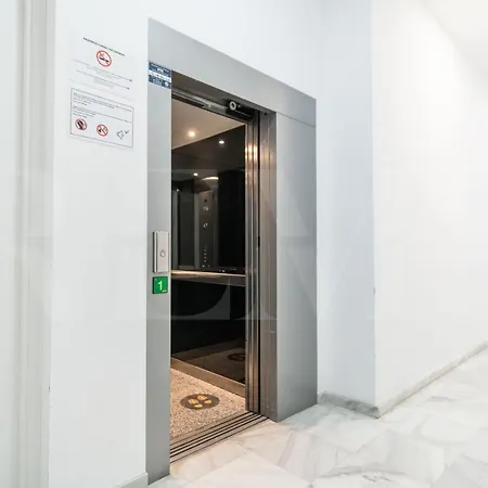 Appartement Elegant In The Heart Of By Rems Málaga