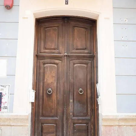 Elegant In The Heart Of By Rems Málaga